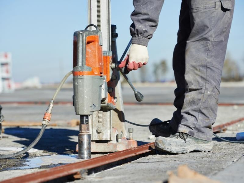 Vantagens da Perfuratriz Diamantada para Concreto em Comparação a Métodos Tradicionais